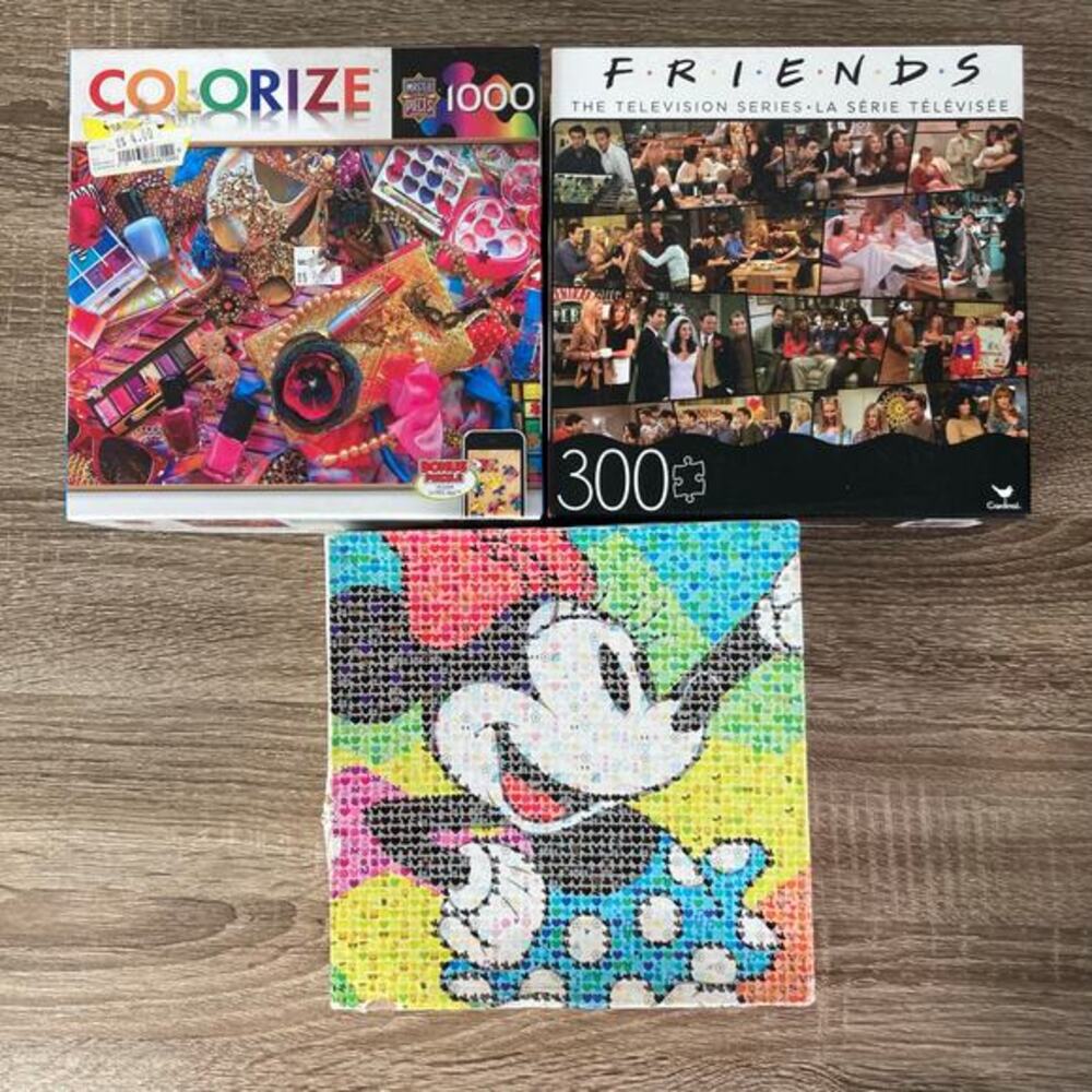 Ceaco Disney Emoji Minnie Mouse & Friends 300-1000‎ Pc Jigsaw Puzzle Set